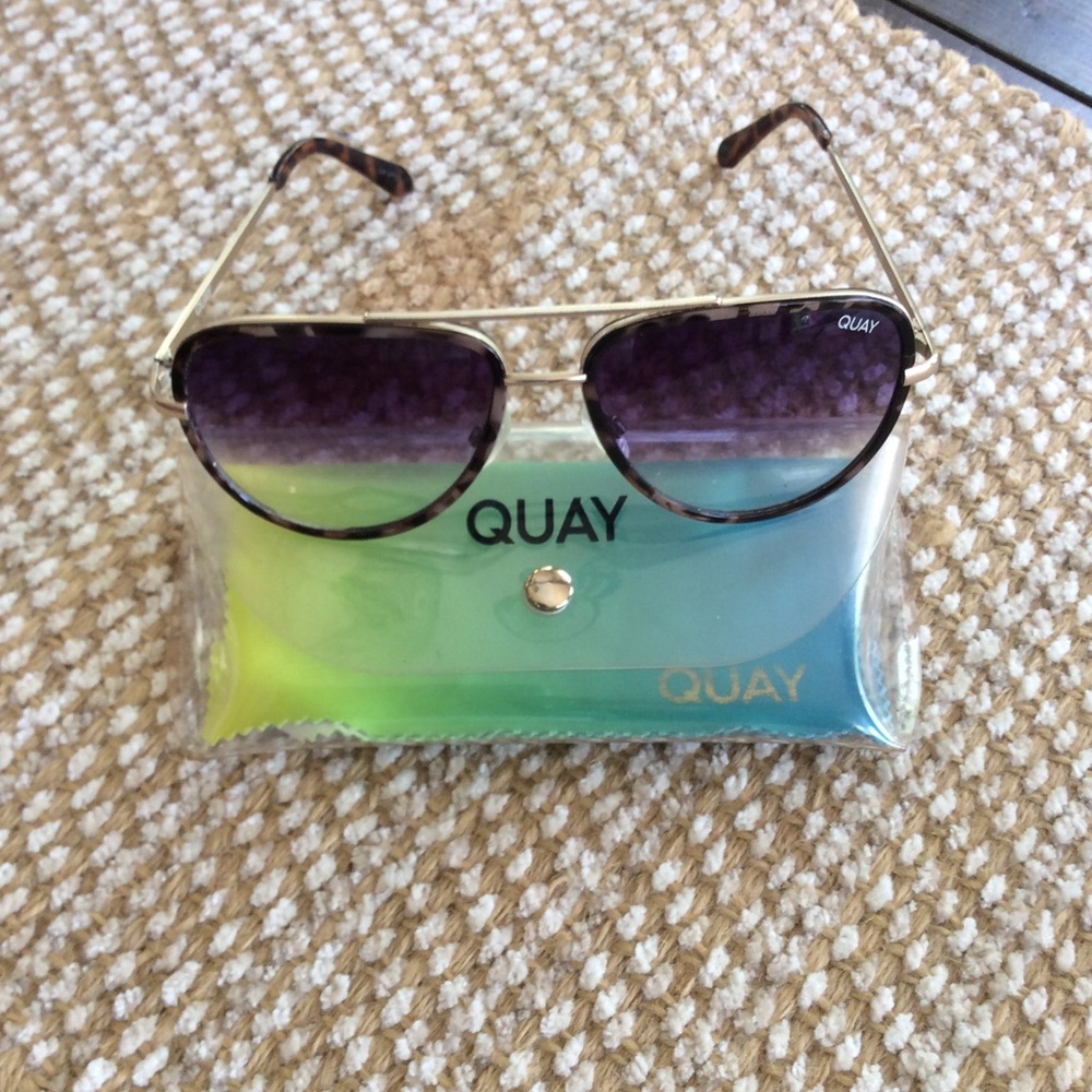 Quay Aviator 126 Sunglasses